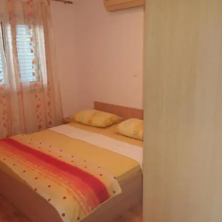 Lavica - Free Private Parking Apartment *