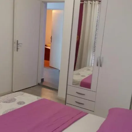 Lavica - Free Private Parking Apartment Makarska